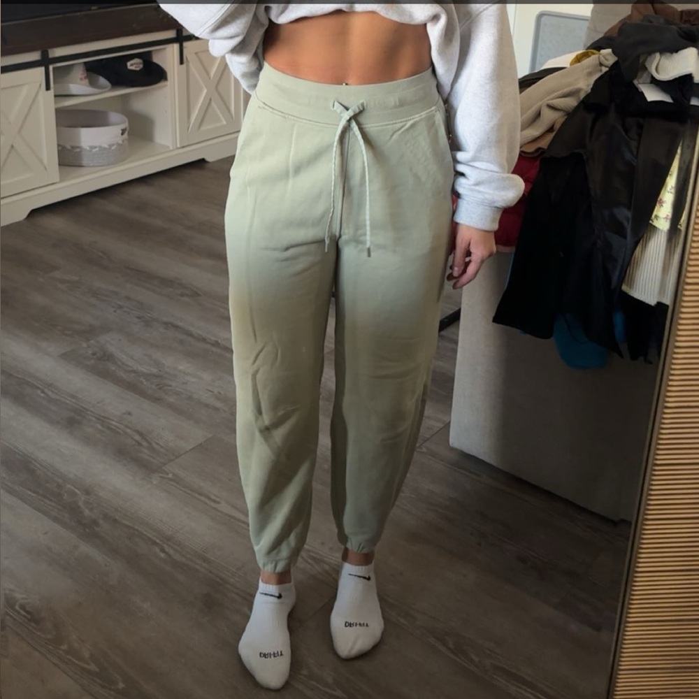 lululemon athletica Women's Green Joggers